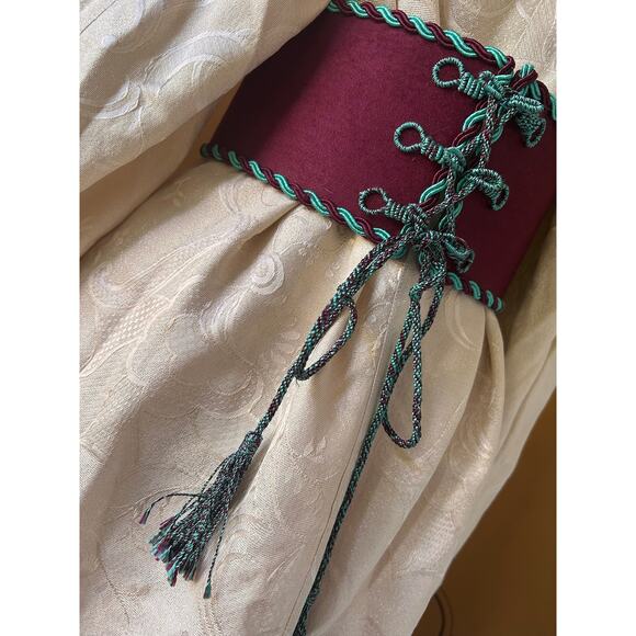 Large statement belt with floral print and lace up corset detail - Picture 6 of 7